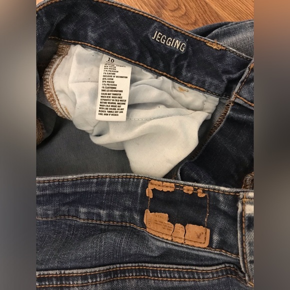 American Eagle Ripped Stretch Jegging Jeans size 10 - Picture 4 of 7